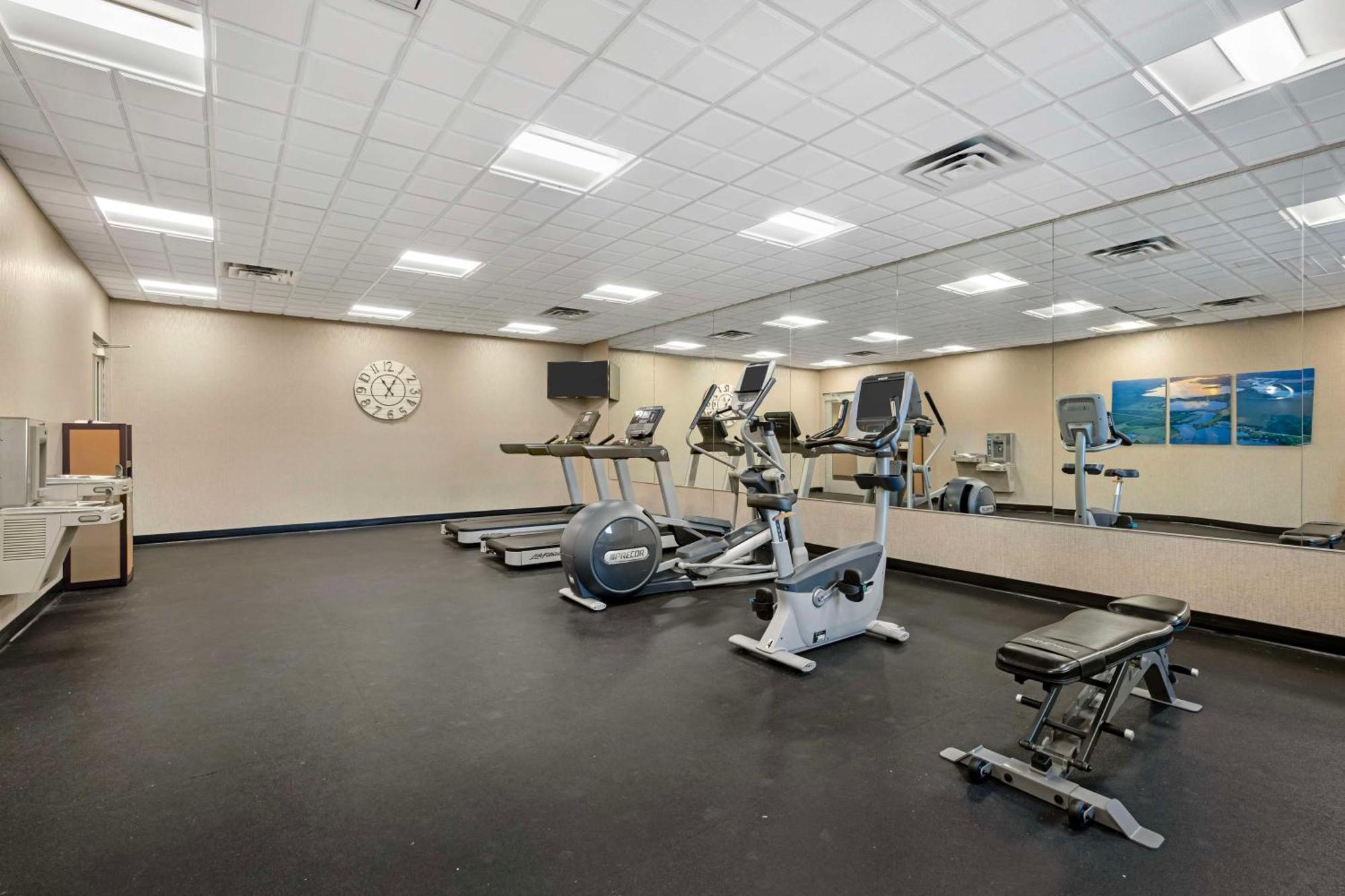 מדיסון Best Western Plus Lakeview Hotel מראה חיצוני תמונה