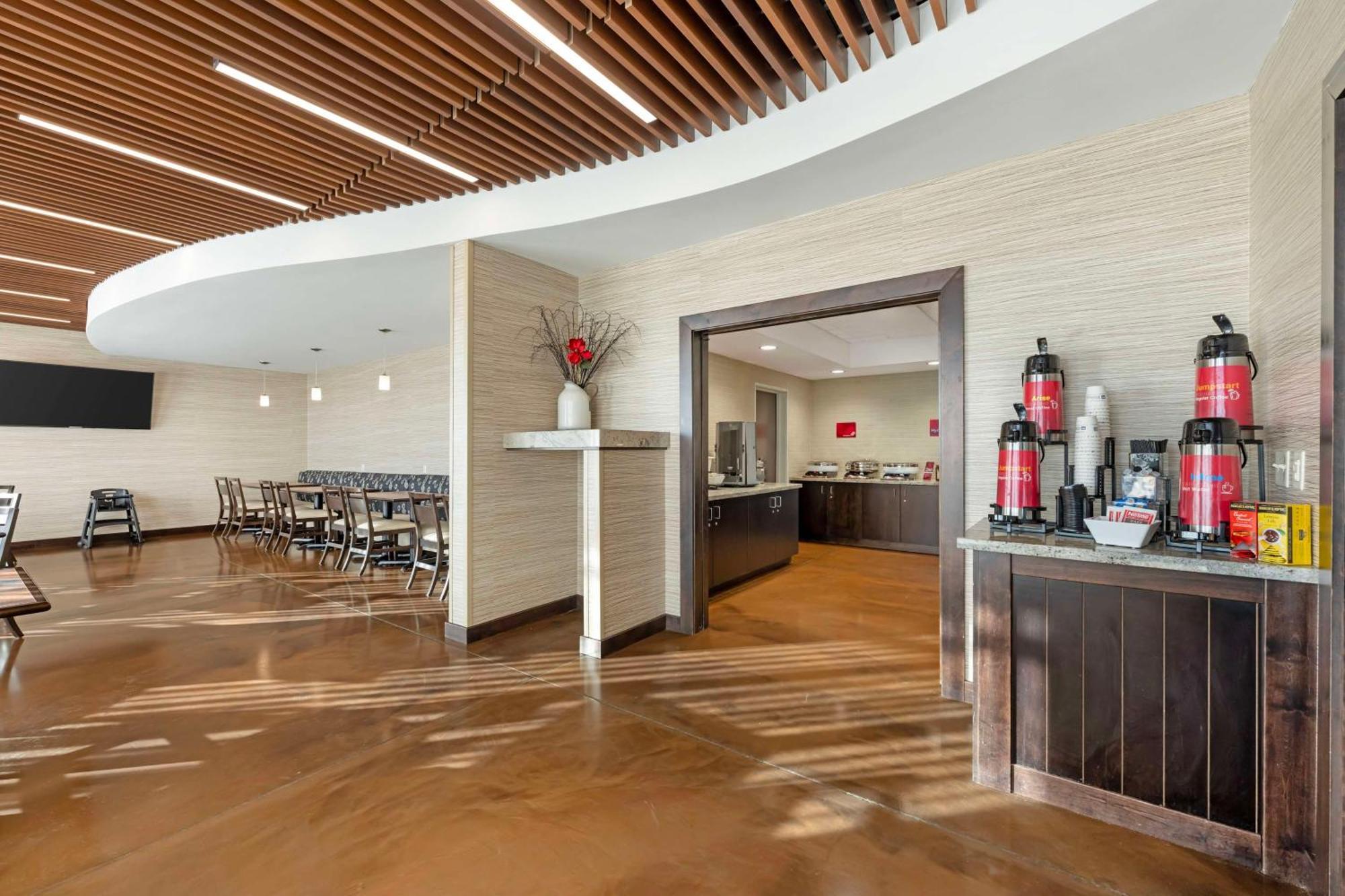 מדיסון Best Western Plus Lakeview Hotel מראה חיצוני תמונה