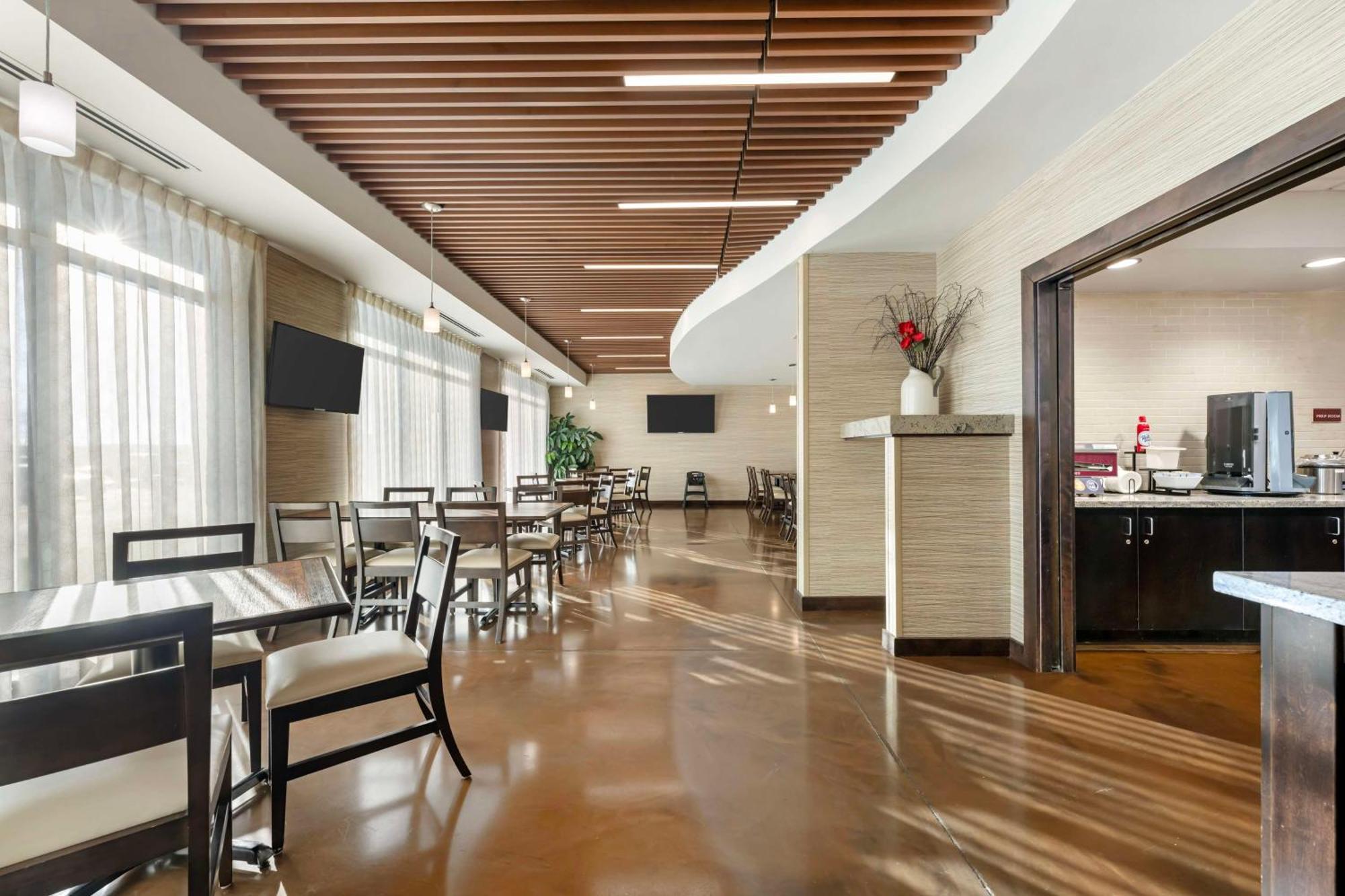 מדיסון Best Western Plus Lakeview Hotel מראה חיצוני תמונה